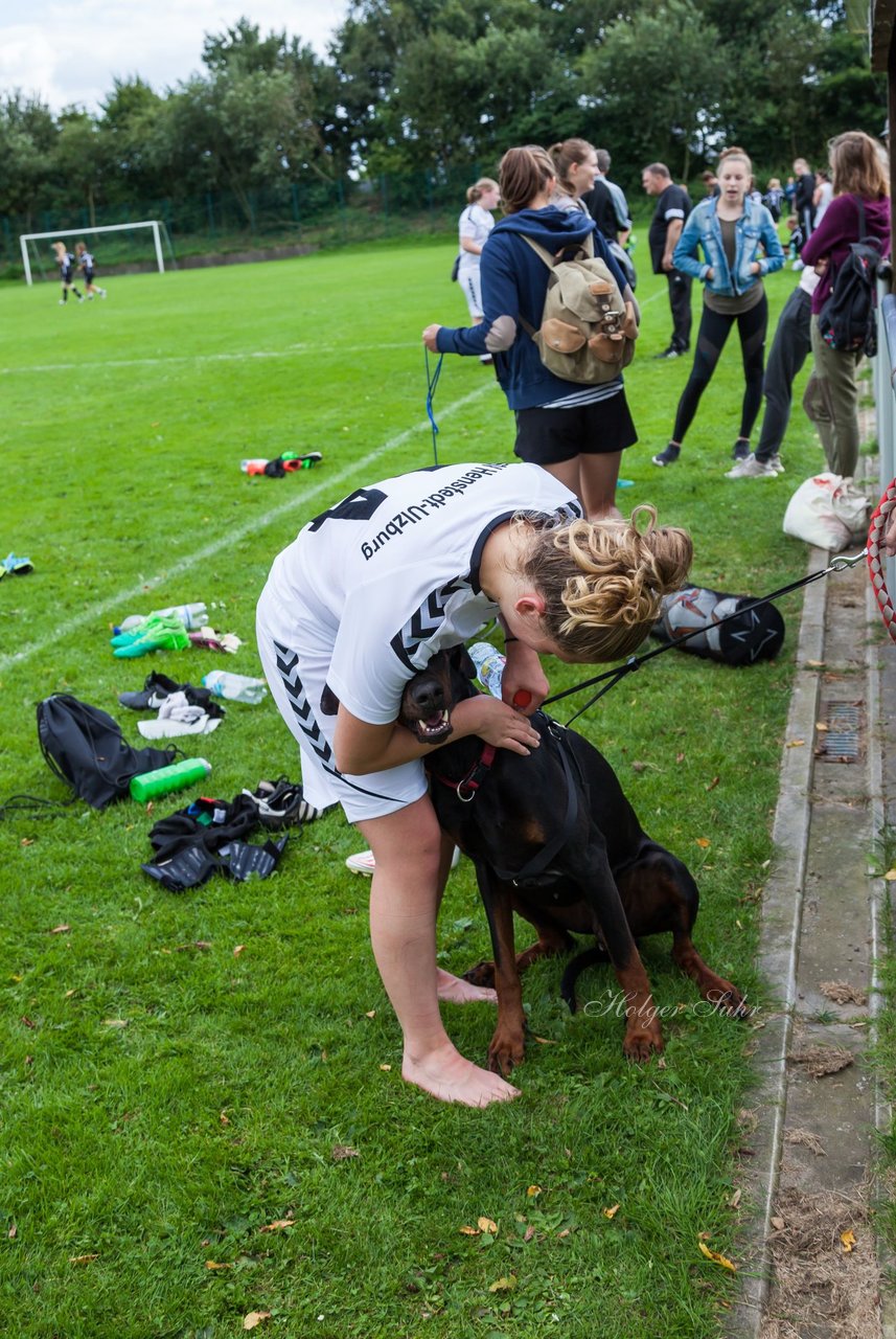 Bild 339 - Frauen SV Henstedt Ulzburg 3 - Bramfeld 3 : Ergebnis: 5:1